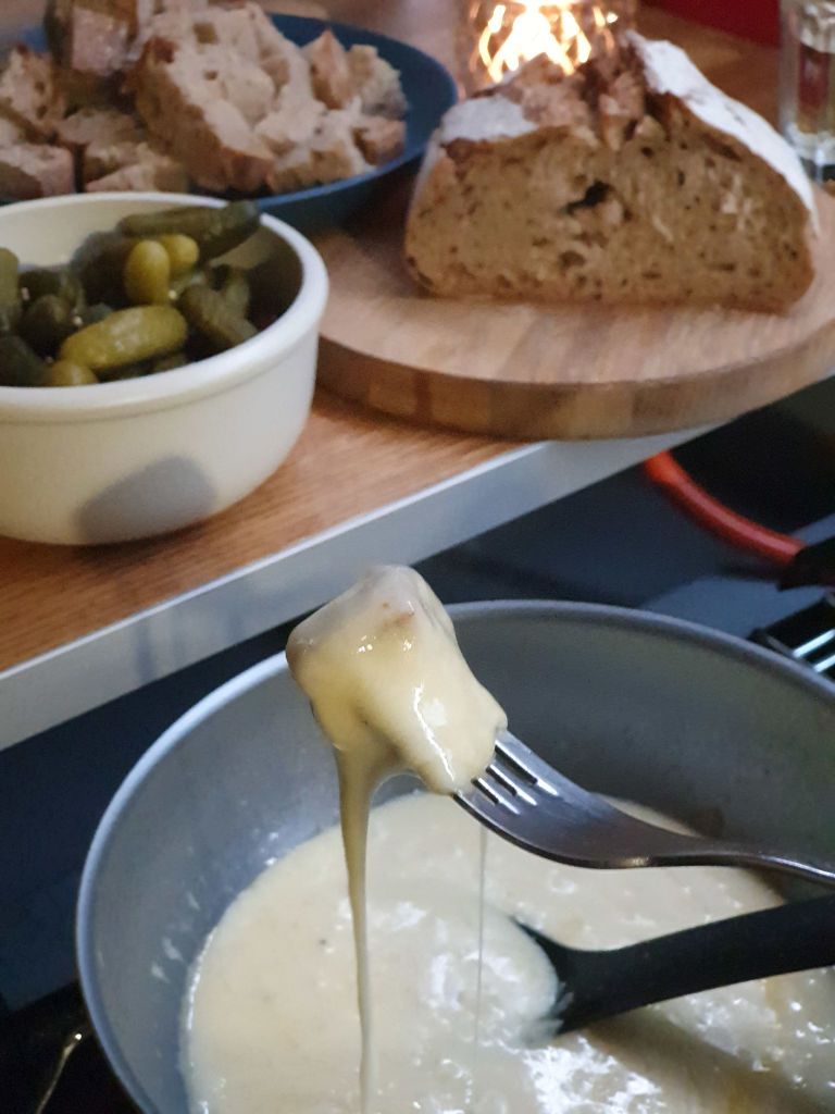 Camper Kitchen – Käsefondue